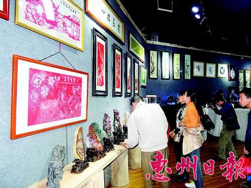 惠州民间艺术品开馆初展千余件艺术品